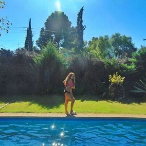 Meet your Posher, Ignacia